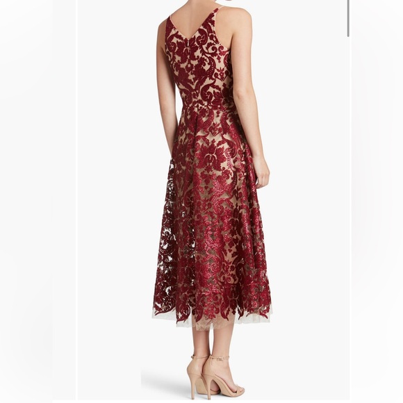 Dress the Population Blair Embellished Fit & Flare Cocktail Dress in Berry/Nude - Picture 2 of 14